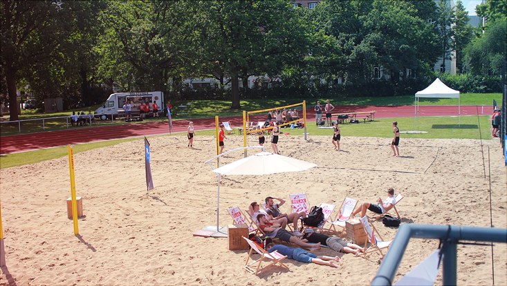 img-1170-733x414 Beachvolleyballfläche