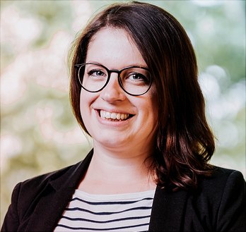 zickwolf-alumni-348x329 Katharina Zickwolf