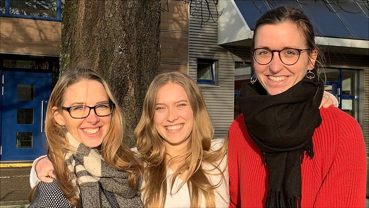 3 Frauen in der Sonne