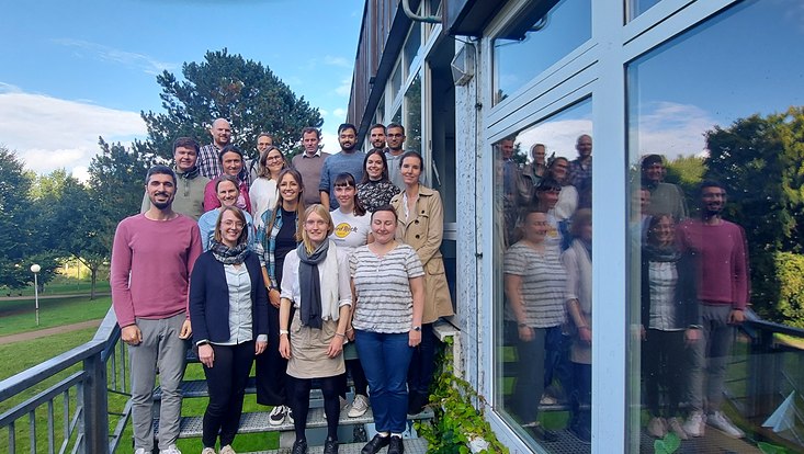 Gruppenbild aller Teilnehmenden des Retreats