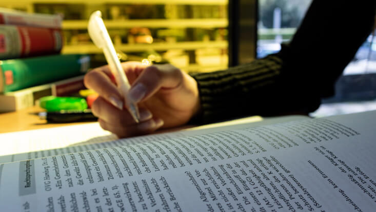 Lernen in der Zentralbibliothek Recht