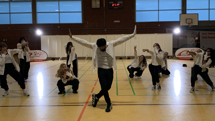 Tanzkurs des Hochschulsports Auftritt