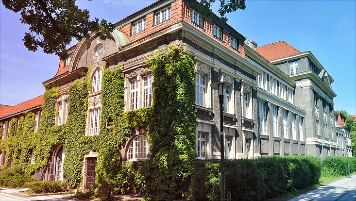 UHH Hauptgebäude ESA 1 Nord-Ost-Seite